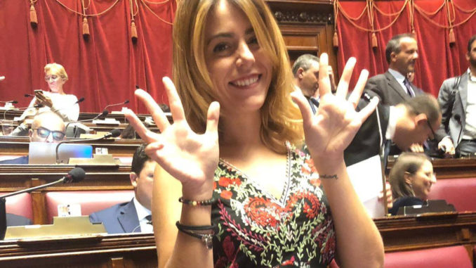 Carmen Di Lauro 9 anni MoVimento 5 Stelle